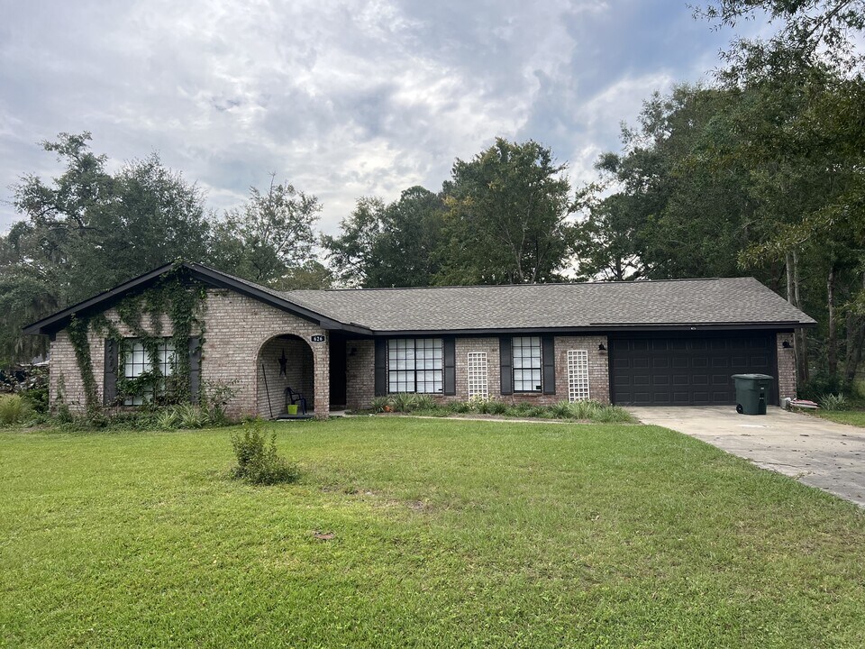 626 Georgia Ave in Hinesville, GA - Building Photo