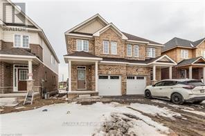 8 Elsegood Dr in Guelph, ON - Building Photo
