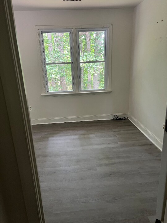 135 Hatton Ln in Meherrin, VA - Building Photo