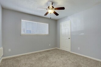 1106 Western Springs Dr in Katy, TX - Building Photo - Building Photo