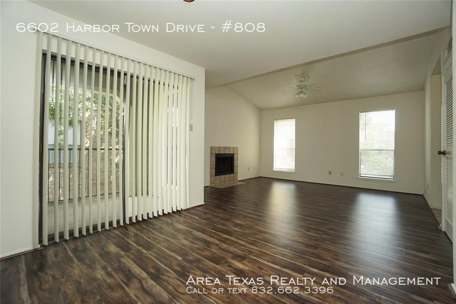 6602 Harbor Town Dr-Unit -#808 in Houston, TX - Foto de edificio