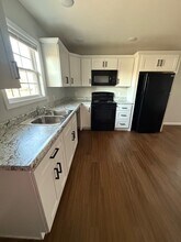 148 School Side Dr, Unit 148 B Schoolside Drive in Brandenburg, KY - Building Photo - Building Photo