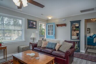 7602 Beechwood Dr in Lanexa, VA - Building Photo - Building Photo