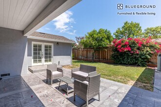 1058 Lovoi Way in San Jose, CA - Building Photo - Building Photo