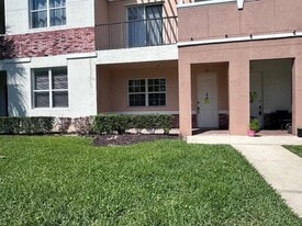 10520 SW Stephanie Way in Port St. Lucie, FL - Building Photo