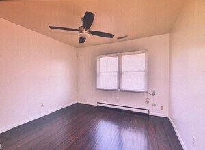 3819 Biscayne Rd, Unit 1 Bedroom Townhome in Indianapolis, IN - Building Photo - Building Photo