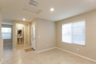 3931 S 82nd Dr in Phoenix, AZ - Building Photo - Building Photo