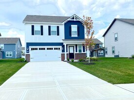 6670 Hawthorne Dr, Unit 239 in McCordsville, IN - Building Photo