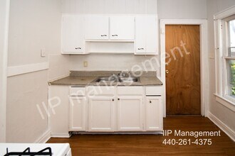 13300 Benwood Ave-Unit -Up in Cleveland, OH - Building Photo - Building Photo