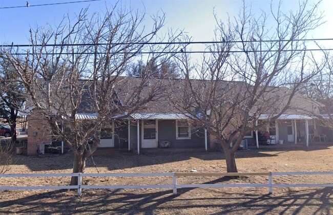 property at 610 W 8th St