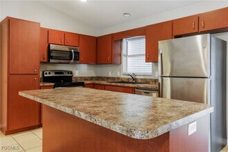 3205 Ginsa Terrace in North Port, FL - Building Photo - Building Photo