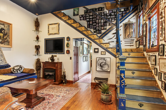 1469 Magazine St in New Orleans, LA - Building Photo - Interior Photo