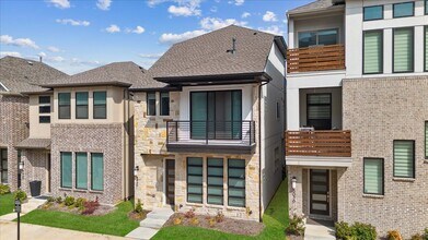 8040 Ingram Dr in Plano, TX - Building Photo - Building Photo
