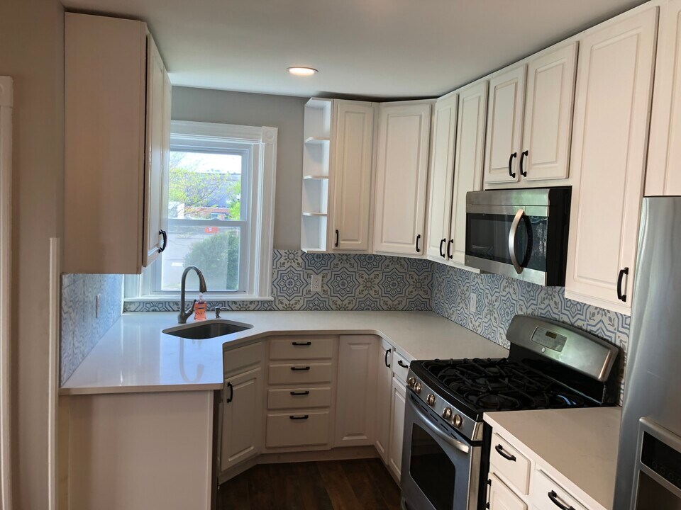 117 W High St in Somerville, NJ - Building Photo