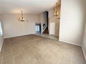 7761 Locke Haven Dr in Las Vegas, NV - Building Photo - Building Photo
