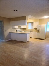 437 N 14th St in Las Vegas, NV - Building Photo - Building Photo