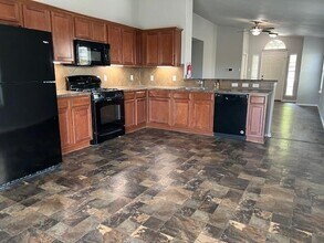 206 Wisteria Way in San Marcos, TX - Building Photo - Building Photo