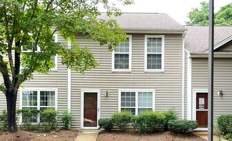 111 Darien Terrace in Charlottesville, VA - Building Photo