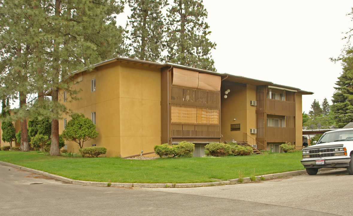 403 S 11th St in Coeur d'Alene, ID - Foto de edificio