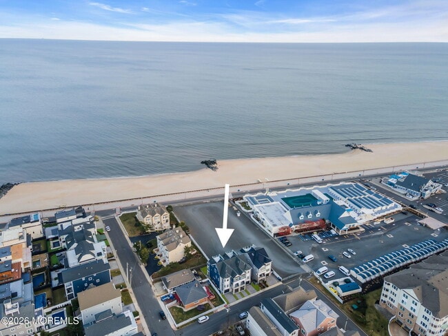42 Marine Terrace in Long Branch, NJ - Building Photo - Building Photo