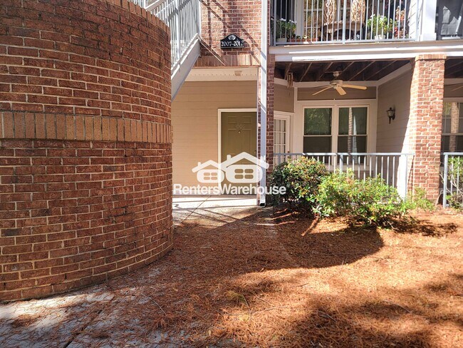 245 Amal Dr SW in Atlanta, GA - Foto de edificio - Building Photo