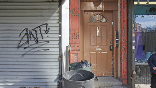 159 Division Ave in Brooklyn, NY - Foto de edificio - Building Photo