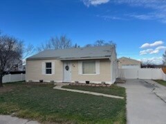 74 W Plum St in Grantsville, UT - Building Photo
