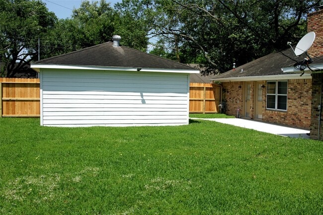 property at 6031 Cerritos Dr