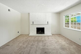 8846 Laramie Ave in Winnetka, CA - Building Photo - Building Photo