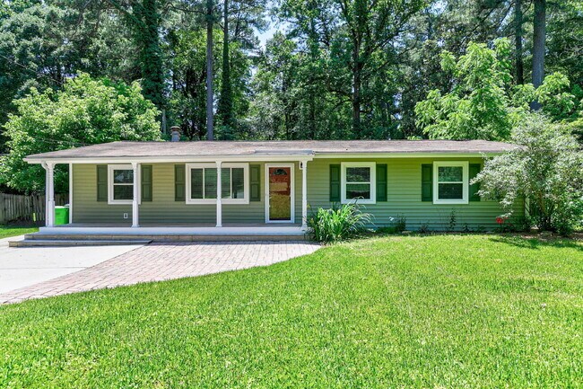 property at 1512 Beechwood Dr