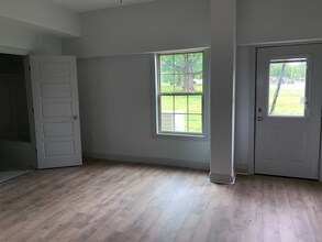 26760 Newby Rd-Unit -4B in Athens, AL - Foto de edificio - Building Photo