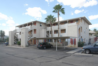 Rincon Apartments in Tucson, AZ - Foto de edificio - Building Photo