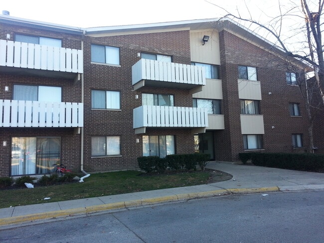 property at 3000 Bayside Dr