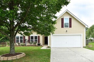 129 Bosburg Dr in Mooresville, NC - Building Photo