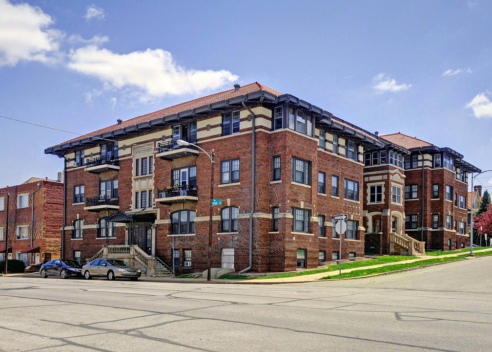 Colbert Apartments in Omaha, NE - Foto de edificio