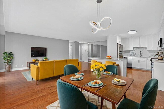 15 Stewart Pl in White Plains, NY - Building Photo - Building Photo