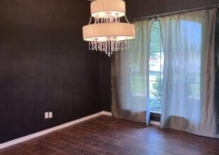 2621 SW 136th St in Oklahoma City, OK - Building Photo - Building Photo