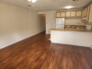 305 Hayden Rd in Tallahassee, FL - Building Photo - Building Photo