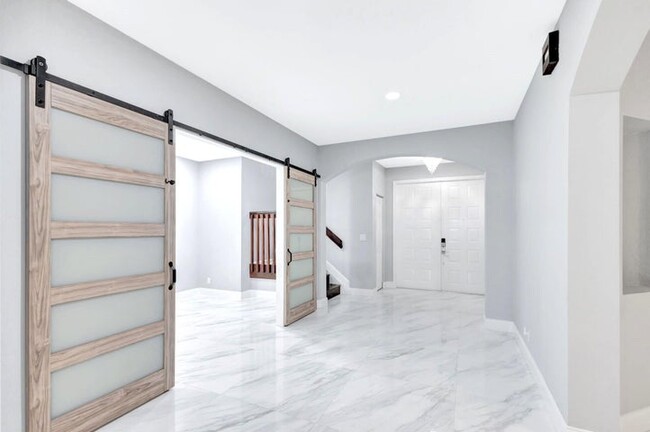 property at 6463 Paradise Cv