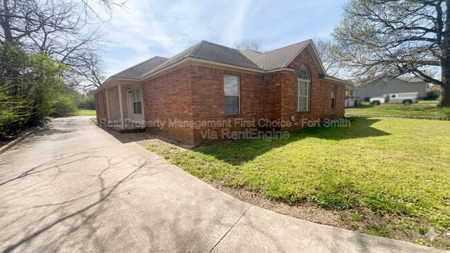 property at 4806 Park Ave