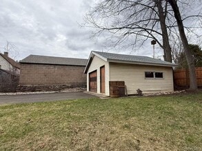 24 Mountain Ave in Hillburn, NY - Building Photo - Building Photo