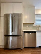 7310 Lindell Blvd, Unit 2 in University City, MO - Building Photo - Building Photo