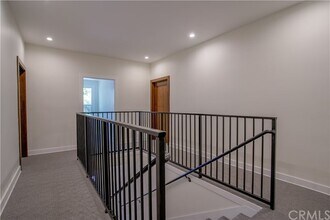 86 N Catalina Ave-Unit -1 in Pasadena, CA - Building Photo - Building Photo