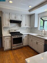 20 Tamarisk in Moraga, CA - Building Photo - Building Photo