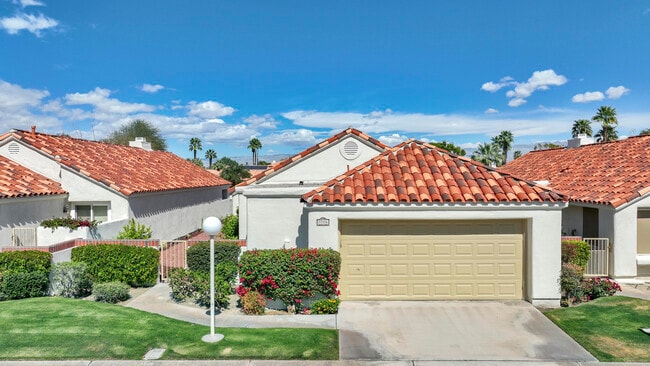 property at 77576 Cll Las Brisas N