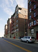 1326 Riverside Dr in New York, NY - Building Photo