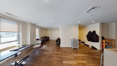 1060 Tremont St in Boston, MA - Building Photo - Building Photo