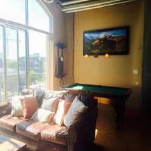 2899 N Speer Blvd, Unit 404 in Denver, CO - Foto de edificio - Building Photo