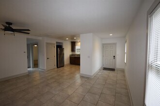 1012 Bidwell St in Folsom, CA - Building Photo - Building Photo