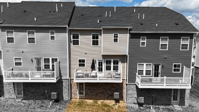 114 Lupine Dr in Mars, PA - Building Photo - Building Photo